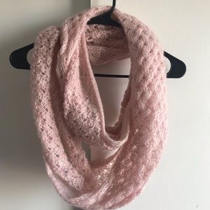 COPY - Pink infinity sweater scarf